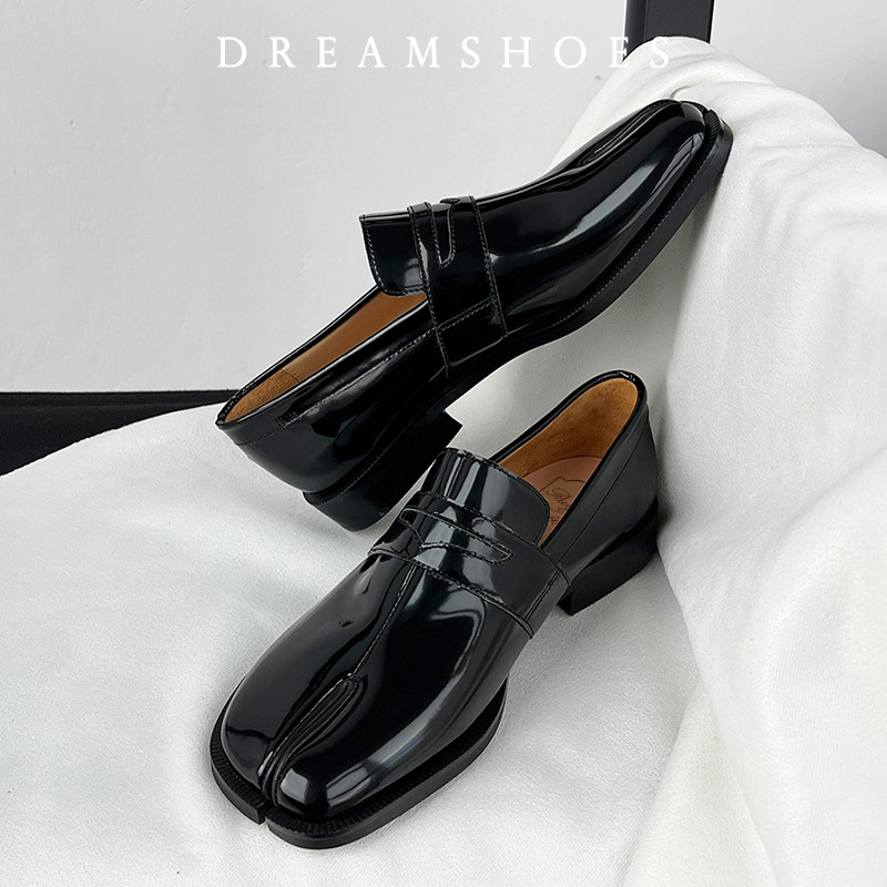 Tabi Shoes Slip On Loafer for  - đánh giá và giá Suede Loafers Men